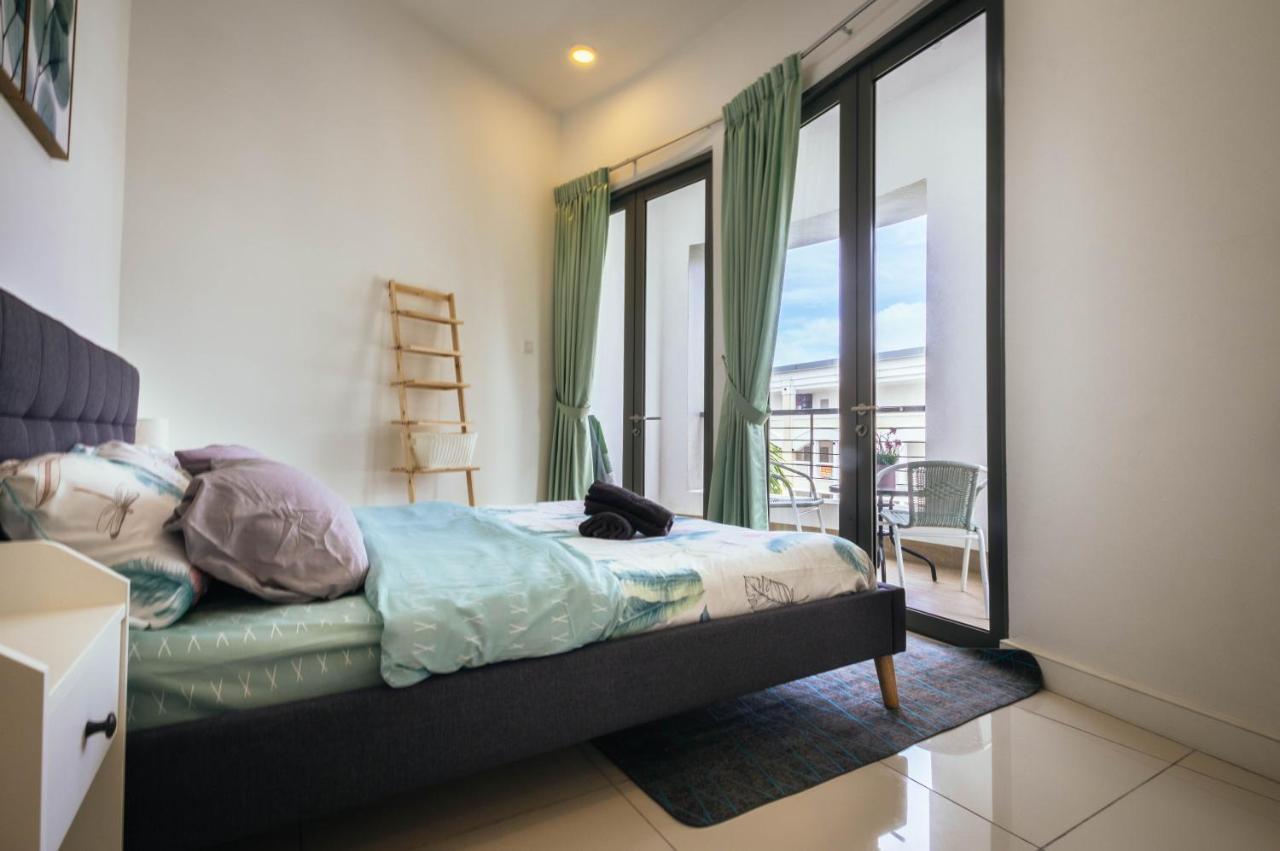 Marina Times Square Homestay By Evernent มีรี ภายนอก รูปภาพ